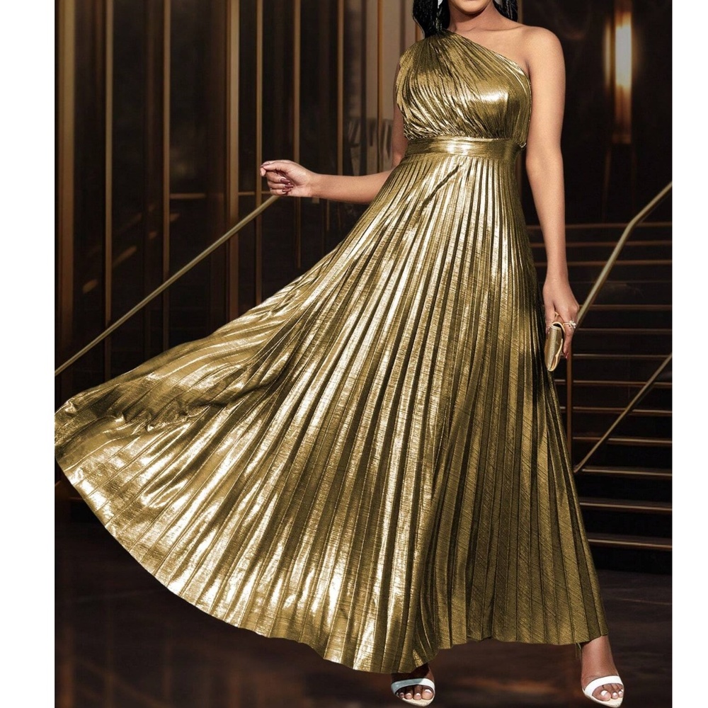 Luxe Metallic Pleated High Waisted Party Formal Wedding Dress - Picture 2 of 6